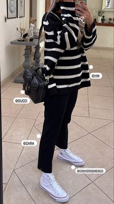 Outfit con suéter de rayas Outfits Con Converse Blancos, Oversize Outfits, Oversize Outfit, Outfit Elegantes, Outfits Con Jeans, Outfit Retro, Blazer Outfits For Women, Casual College Outfits