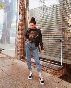 Vans Sneakers Outfit, Vans Outfit Womens, Old Skool Vans Outfit, Looks Vans, Outfits Con Vans, Indie Fall Outfits, Old Skool Outfit, Vans Old Skool Outfit, Bohemian Fall Outfits