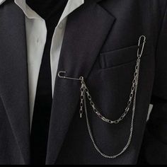 This Unique Chainlinks Piece Is A Wonderful Addition To Your Wardrobe And Your Style; Sure To Get Lots Of Compliments! Gshmvv00y000ctd Metal Chest, Chain Brooch, Hip Hop Chains, Collar Tips, Anime Jewelry, Collar Chain, Collar Pins, Women Street, Minimal Jewelry