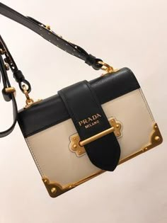 Winter Handbag, Winter Handbags, Handbags Gucci, Cheap Purses, Fall Handbags, Latest Bags, Handbags Affordable