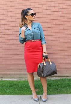 Falda roja Red Midi Skirt, Outfit Blazer, Skirt Heels, Casual Outfit Inspiration, Chic Skirts