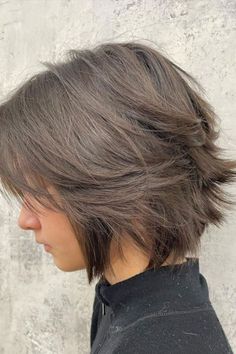 Modern Wolf Cut Short Shaggy Haircuts, Short Shag Haircuts, Shaggy Short Hair, Wolf Cut, Short Layered Haircuts, Short Hair Haircuts