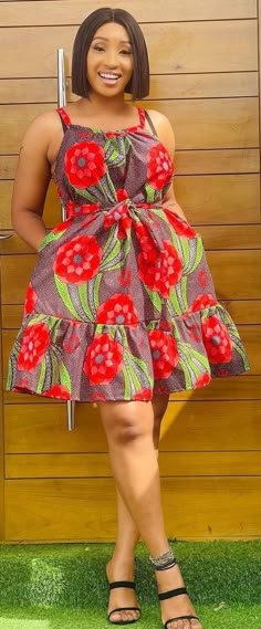 African Ladies Dress Design Fashion, Short African Dresses For Teens, Matanity Dress Ankara, Boba Model En Pagne, African Ladies Dress Design, African Dresses Modern For Teens, Short Kitenge Dresses Designs, Short African Dresses For Women, Ladies African Dresses