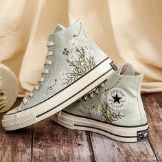 Custom Embroidered Converse Women, Daisy Embroidered Shoes for Bride, Bridal Flowers Embroidered Sneaker for Wedding, Unique Gifts for Her - Etsy Shoes For Bride, Embroidered Converse, Converse Women, Flowers Embroidered, Wedding Unique, Embroidered Shoes, Wildflower Wedding, Bride Shoes, Flower Wedding