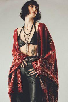 Introducing The Western Poncho.   A western inspired season-less poncho. Red Masculine Outfits, Oc Lineup, Leo Cruz, Western Poncho, Hippie Rock, Estilo Hippie, Zoe Kravitz, Black Mamba, Character Outfits