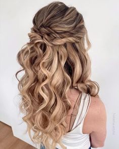 Half-Up Twists and Waves for Long Hair Long Waves Hairstyle, Twists Long Hair, Wedding Half Updo, Winter Wedding Hairstyles, Up Wedding Hair, Grad Hair, Braided Half Updo, Half Up Wedding, Long Hair Waves