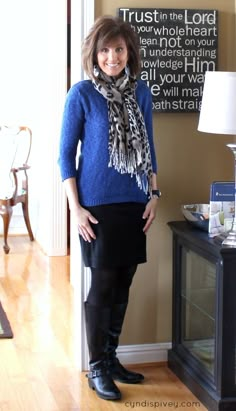 Fashion Over 40-Winter Fashion #fashionforwomenover40 Cyndi Spivey, Winter Work Wear, Fashion Walk, Michael J Fox, Fashion For Women Over 40, Over 50 Womens Fashion, Winter Mode, Fashion Over 40, Type 4