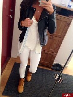 Outfit Elegantes, Timberland Style, Outfit Goals, Fashion Mode, White Pants