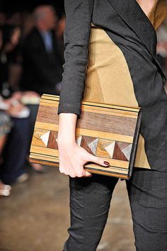 woodclutch Dona Karan, Wooden Clutch, Wood Bag, Urban Zen, Fashion Journal, Wooden Bag, Wholesale Handbags, Best Handbags, Handbag Heaven