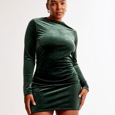 Size Xxl Tall New With Tags Abercrombie & Fitch Paloma Long Sleeve Velvet Mini Dress Womens Emerald Green Abercrombie And Fitch Dresses, Velvet Mini Dress, Style Formal, Mini Velvet Dress, Mock Neckline, Office Style, Long Sleeve Mini, Formal Attire, Long Sleeve Mini Dress