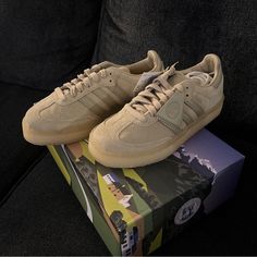 Size 5.5m/7w - Adidas Samba Ronnie Fieg X Clarks X 8th Street Low Savannah Nwt. Exclusive Drop. Perfect And On Trend For Fall! Adidas Boost Women, Adidas Slip On Sneakers, Adidas Ultra Boost Women, Adidas Gazelle Blue, Adidas Suede, Adidas Pharrell Williams, Adidas Shoes Originals, Ronnie Fieg, Adidas Shoes Women