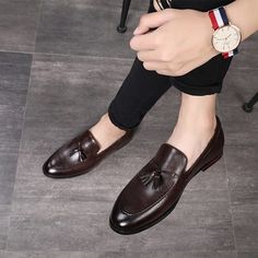 Handmade+Chocolate+Brown+Leather+Tussles+Loafer+Shoes+For+Men's+  Upper+Material+Genuine+Leather+  Inner+Soft+Leather  Style+Tussles  Color+Chocolate+Brown  Sole+Leather  Gender++Male  Heel+Leather    Manufacturing+Time+7+to+10+Business+Days    IMPORTANT+NOTE    Please+measure+your+foot+size+acco... Formal Brown Tassel Loafers With Flat Shape, Formal Brown Tassel Loafers With Flat Heel, Brown Flat Oxfords For Business, Brown Tassel Loafers With Leather Sole, Brown Flat Tassel Loafers With Leather Sole, Brown Leather Tassel Loafers Flat, Brown Leather Flat Tassel Loafers, Mens Business Shoes, Tassel Shoes