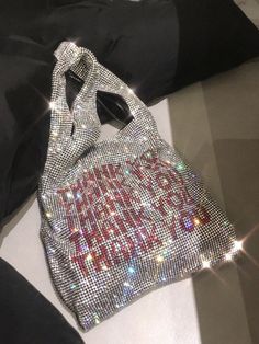 DETAILS Rhinestone Sequin Soft Party occasion 14.0'' * 9.8'' Glitter Purse, Thank You Bags, Bling Fashion, Sequin Bag, Bucket Handbags, Over The Shoulder Bags, Crystal Bags, Neue Outfits, Purse Brands