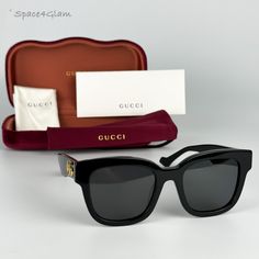 New Gucci Gg0998s 001 Black Grey Square Unisex Sunglasses Same/Next Day Free Shipping! No Offers Accepted. Final Price! Don't Miss Out, Shop Now! 100% Authentic & Brand New! Brand: Gucci Model Number: Gg0998s / Gg 0998s Color Code: 001 Gender: Unisex Frame Shape: Square Frame Color: Black Frame Material: Acetate Frame Type: Full Rim Lens Color: Grey Lens Material: Plastic Size: 52x21x145 100% Uv Protection. Category 3 Made In Italy Full Retail Gucci Set Includes: Glasses Case Matching Satin Pouc Luxury Black Gucci Sunglasses, Luxury Black Wayfarer Sunglasses, Brown Aviator Sunglasses, Summer Glasses, Large Sunglasses, Gucci Model, Aviator Sunglasses Mens, Gucci Models, Gucci Fashion