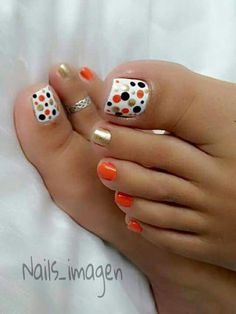 Pedicure Designs Toenails, Gel Pedicure, Pedicure Ideas, Pedicure Colors, Gel Toe Nails, Toe Nail Color, Pretty Toe Nails, Cute Toe Nails, Summer Toe Nails