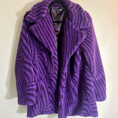 Dolls Kill X Willy Wonka Faux Fur Jacket Size Small 100% Polyester Dry Clean Only Discreet Hook And Eye Closures. Never Worn, Brand New! Soooo Comfortable & Soft, I Just Haven’t Found The Right Occasion To Wear It. Pet Free & Smoke Free Home. Purple Fur Jacket, Purple Faux Fur Coat For Winter, Winter Purple Faux Fur Coat, Purple Fur Coat For Fall, Purple Faux Fur Outerwear For Winter, Purple Faux Fur Winter Outerwear, Winter Purple Faux Fur Outerwear, Purple Faux Fur Outerwear For Fall, Purple Outerwear With Faux Fur Lining For Fall