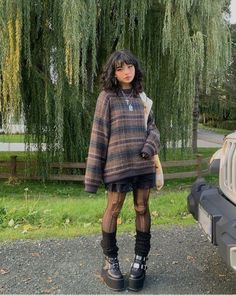 Cute Fall Grunge Outfits, Fairygoth Outfit, Pretty Outfits Fall, Grunge Inspired Outfits, Alternative Fall Outfits, Hippie Fall Outfits, Grunge Fall Fashion, Fall Grunge Outfits, Tired Outfit