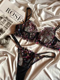 Нижнее белье по вашим меркам, доступно к заказу 2399р inst: k_mitrofaanovaa Red Lace Lingerie, Wedding Night Lingerie, Victoria Secret Outfits, Sleepwear Fashion, Cute Sleepwear, Lingerie Inspiration, Cute Lingerie, Victoria Secret Lingerie, Comfortable Bras