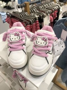 Hello Kitty Face, Pretty Sneakers, Skate Sneakers, Cute Nike Shoes