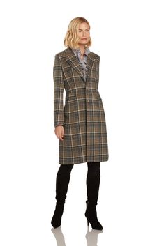 *wool/poly blend *fully lined *front pockets *button front *dry clean Plaid Jacket Women, Easy Chic, Single Breasted Coat, Plaid Coat, Plaid Jacket, Formal Looks, Jacket Women, Layering Pieces, Trench Coat