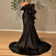 Black Gala Dress, Evening Gowns Dresses, Black Wedding Gowns, Prom Dress Black, Senior Prom Dresses, Classy Prom Dresses, Black Mermaid, Satin Tulle, Evening Gown Dresses