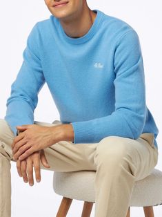 Man crewneck light blue sweaterSt. Barth embroideryRibbed collar bottom and cuffsRegular fitTrue to sizeSt. Barth logo on the sleeveComposition: 100% Wool Classic Crew Neck Sweater With Embroidered Logo, Classic Blue Crew Neck Sweater, Classic Blue Crew Sweater, Blue Crew Neck Sweater With Ribbed Cuffs, Light Blue Crew Neck Sweatshirt With Ribbed Cuffs, Classic Blue Sweater With Ribbed Cuffs, Classic Blue Crew Neck Sweatshirt, Classic Light Blue Winter Sweater, Classic Long Sleeve Light Blue Sweater