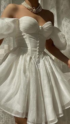 Ruched Wedding Dress, Sweetheart Homecoming Dress, Elegante Y Chic, Mini Homecoming Dresses, Mini A, Wedding Dress Fabrics, Corset Mini Dress, Fairytale Dress, White Off Shoulder