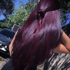 Eggplant Hair Color, Purple Burgundy Hair, Violet Red Hair, Plum Hair, Wine Hair, Cute Hair Colors, Hair Tint, Violet Hair