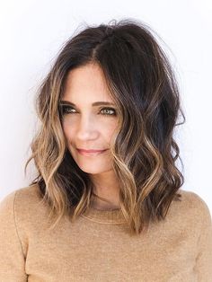 The Best Short Brown Hairstyles To Try in 2020 15 Hairstyles, Brunette Hair Cuts, November Colors, Egg Bake, Brown Hair Inspo, Hairstyles For Girls, Blonde Hairstyles, Choppy Bob, Short Brown Hair