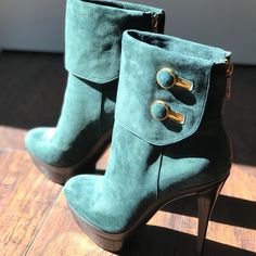 New Rachel Zoe Kidsuede Booties. Approx 5 In Heel. 2 In Platform. Gorgeous Boot. Great With Jeans Or Pants. Dressy Or Casual. Gold Tone Zipper In The Back Of The Boot. Jewel Buttons. Box Included. Green High Heel Suede Boots, Green Suede High Heel Boots, Beautiful Boots, Rachel Zoe, Soup Recipes, Bootie, Bootie Boots, Ankle Boots, Shoes Heels