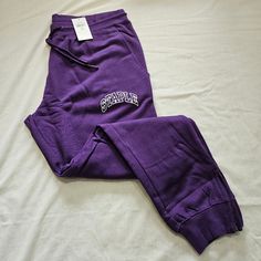 New Staple (Jeff Staple) Joggers Zippers By The Ankles Tapered Leg Drawstrings Purple Size: 2xl Inseam: 31 Rise: 13 (Measurements Are Approximate) Material: 80% Cotton, 20% Polyester Jeff Staple, Mens Sweat Suits, Purple Joggers, Green Sweatpants, White Sweatpants, Grey Sweats, Blue Joggers, Grey Sweatpants, Mens Sweatpants