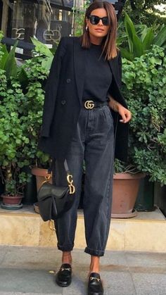 Black Mom Jeans Outfit, Korean Summer Outfits, Outfits Preppy, Smart Casual Work Outfit, Style Casual Chic, Mom Jeans Outfit, Black Mom Jeans, Summer Outfits For Moms, Casual Outfit Inspiration