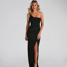 Size S, Stretchy Material Also Fits Size M. Has Padded Cups. Floor Length. Never Worn. Black Tie Wedding Guest Dress September, Black One Shoulder Prom Dress, Hairstyles For One Shoulder Dress Formal, Prom 2023, 2022 Style, Black Tie Dress, Formal Dresses Short, Windsor Dresses, Black Tie Wedding