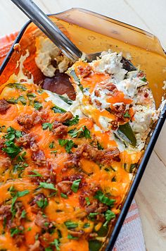 Jalapeño Popper Chicken Casserole is not only Low Carb and also Keto friendlybut its insanely deliciousIts filled with shredded chicken, Chicken Casserole Low Carb, Easy Dinner Casserole Recipes, Casserole Low Carb, Dinner Casserole Recipes, Easy Dinner Casseroles