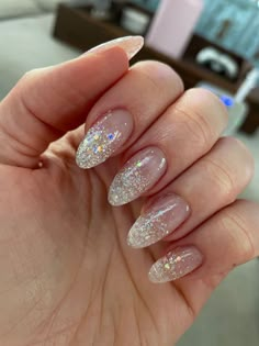 Party Manicure Ideas, Chrome Glitter Ombre Nails, Clear Nail Base Designs, Pale Sparkle Nails, Clear Chunky Glitter Nails, Elegant Trendy Nails, New Years Nails Oval Shape, Acrylic Nails Almond Sparkle, Nails Inspiration Sparkle