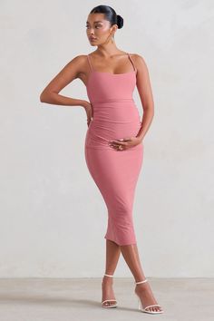 Raquel Pink Maternity Cami Midi Dress With Split – Club L London - USA Baby Bump Style Summer, Babyshower Dress, Dresses Pregnant, Gender Reveal Outfit, Pink Maternity Dress, Maternity Dress Outfits, Pink Bodycon Dress, Maternity Photoshoot Outfits, Pink Bodycon