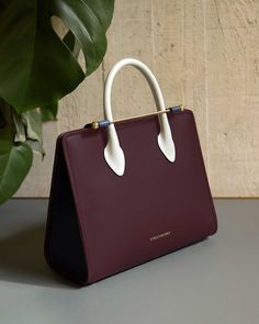 The Strathberry Midi Tote - Top Handle Leather Tote Bag - Burgundy / Navy / Cream | Strathberry Classy Purses, Trendy Purses, Luxury Bags Collection, Stylish Handbags, Elegant Bags, Luxury Purses, Fancy Bags