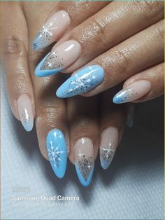 Frozen Nails Disney, Frozen Nail Art, White Winter Nails, Nail Ideas Acrylic, Frozen Nails, Blue And Silver Nails, Rainbow Nail Art, Snowflake Patterns, Nude Nail Designs