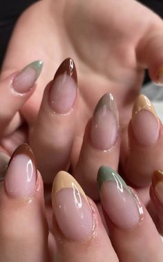 Amazing winter nails | Valentine’s day nail design | Boho chic nails | Trendy nails 2023 % #uñas french #diseños de uñas #uñas sencillas Thanksgiving Nails Charlie Brown, Cute Nails For Fall, Colorful Nails, Smink Inspiration, Nail Colours, Makijaż Smokey Eye, Thanksgiving Nails, Trendy Nail Design, Fall Nail