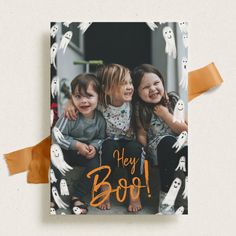 Hey Boo Halloween Ghost Photo Card Halloween Border, Hey Boo Halloween, Gift Card Bouquet, Ghost Photo, Halloween Origami, Halloween Borders, Hey Boo, Halloween Photo, Happy Holiday Cards