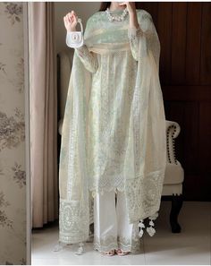 Desi Dress, Desi Fashion Casual, Indian Dresses Traditional, Designer Dresses Casual