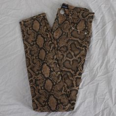 Nwot High Waisted Jeans / Jeggings New Without Tags - Perfect Condition Black & Brown Snakeskin Print Brand: Zara Size: 2 Color: Black And Brown Snakeskin Pattern Trendy Stretch Brown Jeans, Trendy Brown Stretch Jeans, Trendy Stretch Brown Leggings, Trendy Brown Stretch Leggings, Zara Stretch Brown Pants, Wide Leg Black Jeans, Rocker Chic Style, High Rise Black Jeans, Metallic Jeans