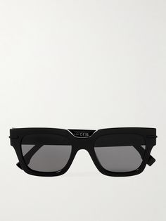 Fendi's 'Fendigraphy' sunglasses have classic square frames that will never go out of style. Cast from lightweight black acetate, they're fitted with dark lenses and have large tonal monikers on the temples. Fendi Collection, Fendi Eyewear, Summer Sunglasses, Acetate Sunglasses, Sunglasses For Men, Fine Jewelry Designers, Loungewear Shorts, Sunglasses & Glasses, Eyewear Accessories