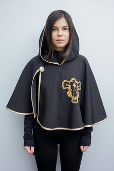 📜 In this listing included: ✅ Cape - black suit fabric cape with golden edging and hand painted stencil 👇🎭 Also you can buy: ✔️ Full Vanessa Enoteca cosplay costume: https://www.etsy.com/listing/699663832 ✔️ Goblin Slayer cosplay costume: https://www.etsy.com/listing/646653612 ✔️ Sailor Moon cosplay costume: https://www.etsy.com/listing/666614939/ 📐 Cape is sewed for individual body measurements. We send the list of measurements after agreeing all the details and purchasing a costume. ❗Atten Black Clover Cosplay, Darth Maul Costume, Sailor Moon Cosplay Costumes, Cosplay Cape, Cloak Black, Black Bulls, Moon Cosplay, Goblin Slayer, Women Cosplay