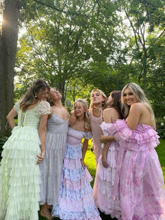 Pastel Prom Dress, Pastel Dresses, غرفة ملابس, Tea Party Garden, Garden Parties, Mode Inspiration, Fancy Dresses, Dream Dress, Future Wedding