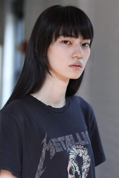 Represented models. - Miki Ehara  |  Japanese Represented by dna Miki Ehara, Layered Bob, Penteado Cabelo Curto, Long Black Hair, Grunge Hair, Long Black