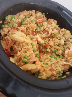 rice with shrimp and peas in a crock pot