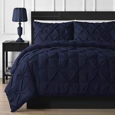 PRICES MAY VARY. Crown Collection Luxuriate Hotel 1000-TC Hypoallergenic Ultra Soft 100% Egyptian Cotton 98x108 inch Super King Size Navy Blue Solid Pinch Plated Duvet Cover with Zipper Colser & 2pcs Pillow Case Set ✔HIDDEN ZIPPER & CORNER TIES - The hidden zipper closure is more convenient and beautiful than other closure. We have a flap to cover the zipper closure so that it is invisible and durable, making no noises during moving. At the same time, corner ties inside your duvet cover can help Navy Blue Bedrooms, Blue Bedroom Design, Black Comforter, Blue Comforter, Comforter Bed, Bedroom Black, King Pillows, Gray Bedroom, Trendy Bedroom