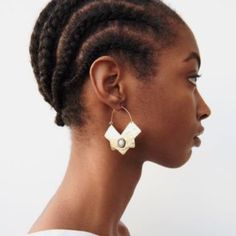 Gold Tone Light Weight Hoops Everyday Summer Brass Earrings, Elegant Brass Hoop Earrings For Summer, Elegant Brass Earrings For Summer, Zara Gold Jewelry For Summer, Everyday Summer Brass Jewelry, Elegant Summer Earrings By Zara, Elegant Zara Earrings For Summer, Rain Earrings, Pink Garnet