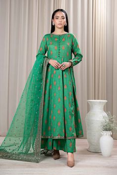 Maria B DW24107-ESM-GPD Casuals Eid Pret 2024 Printed Frock, Desi Dress, Frock Style, Embroidered Suit, Latest Dress Design, Desi Fashion Casual, Lawn Dress, Dress Design Patterns, Maria B